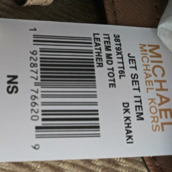 NWT MICHAEL KORS LEATHER JET SET ITEM MEDIUM TOTE - Picture 13 of 13